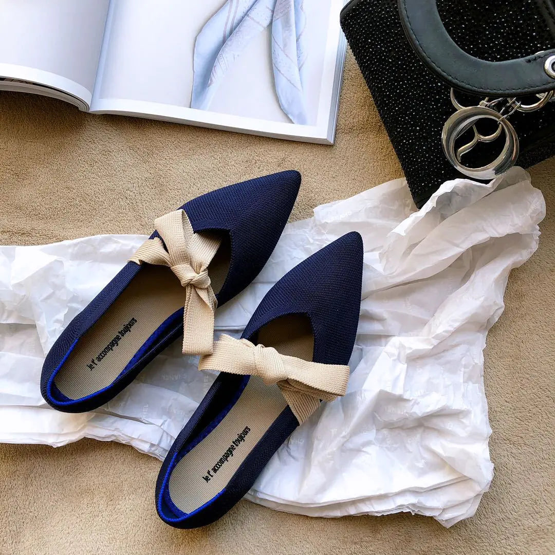 Chic Bow-Topped Mary Jane Flats