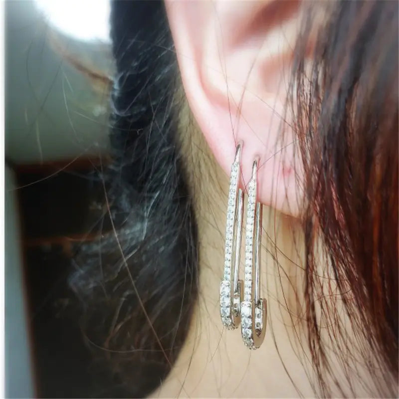 Chic Geometric Studs with Rhinestone