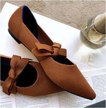 Chic Bow-Topped Mary Jane Flats